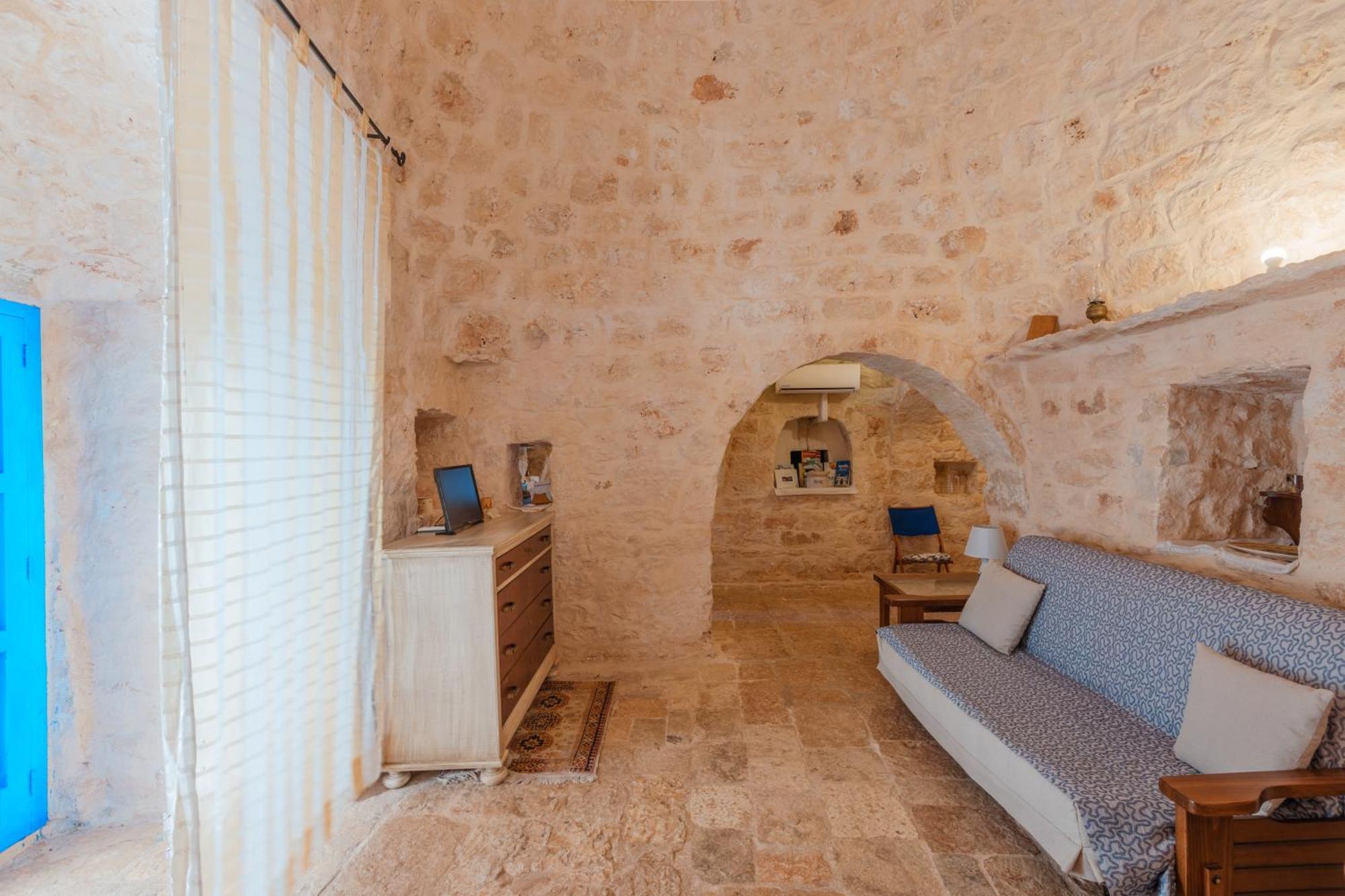 Апартаменты Trullo Tarantini Con Piscina Privata Latiano Экстерьер фото